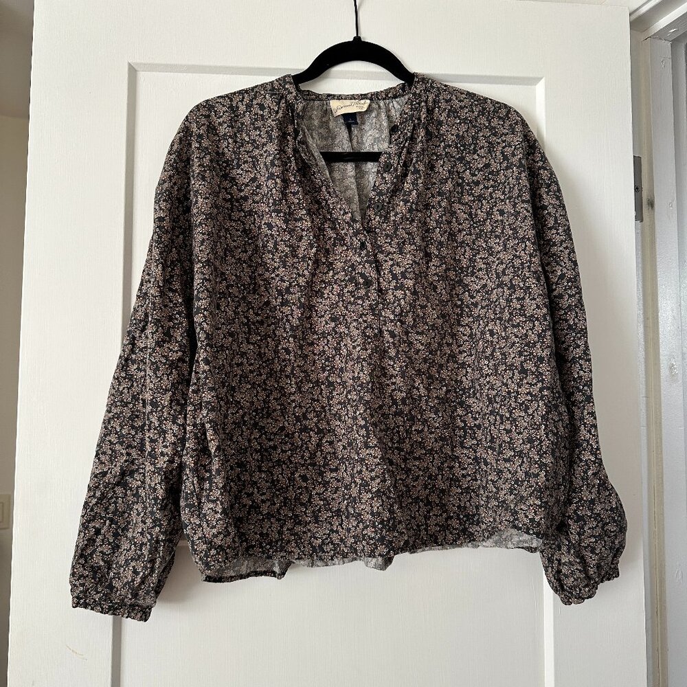 Universal Thread Balloon-Sleeve Poet Blouse Small